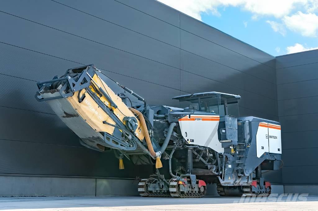 Wirtgen W 220 FI Asfalt-koldfræsere
