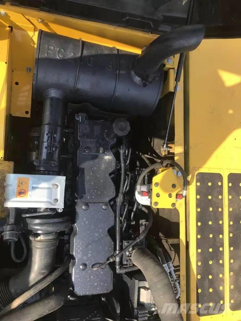 Komatsu PC 220-8 Gravemaskiner på larvebånd