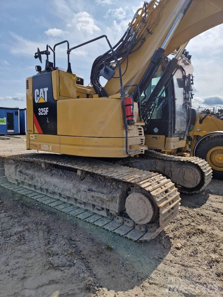 CAT 325 F Gravemaskiner på larvebånd