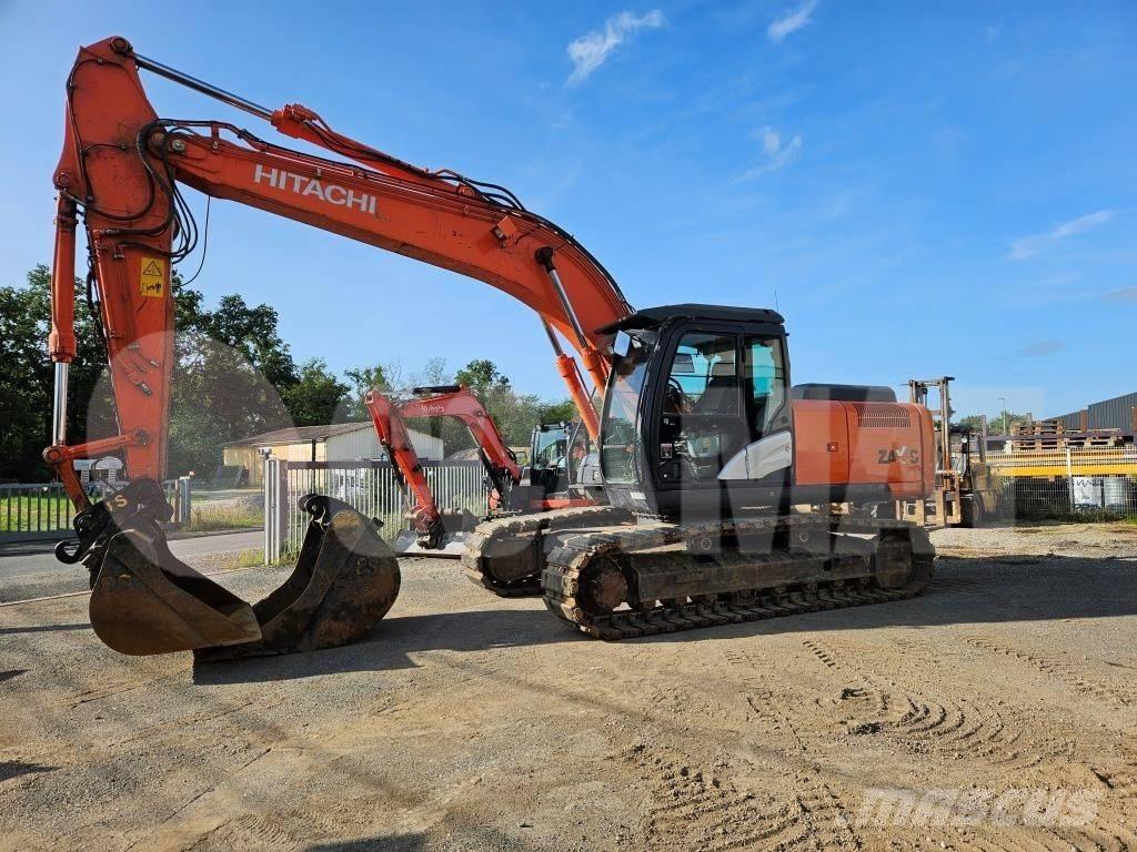 Hitachi ZX 210 LC Gravemaskiner på larvebånd