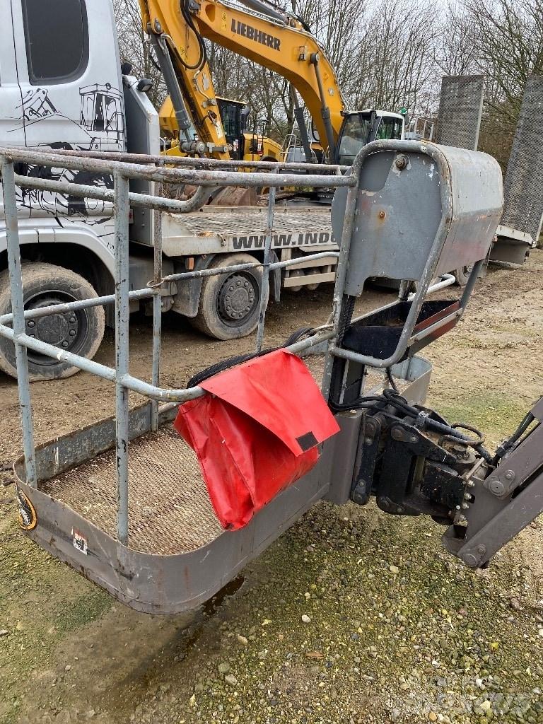 Manitou 180 ATJ Bomlifte med knækarm