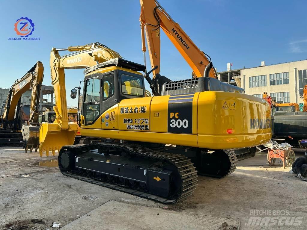 Komatsu PC 300 Gravemaskiner på larvebånd