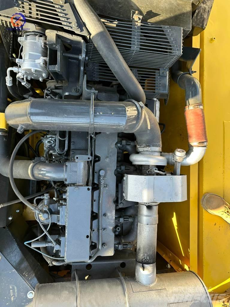 Komatsu PC 300 Gravemaskiner på larvebånd