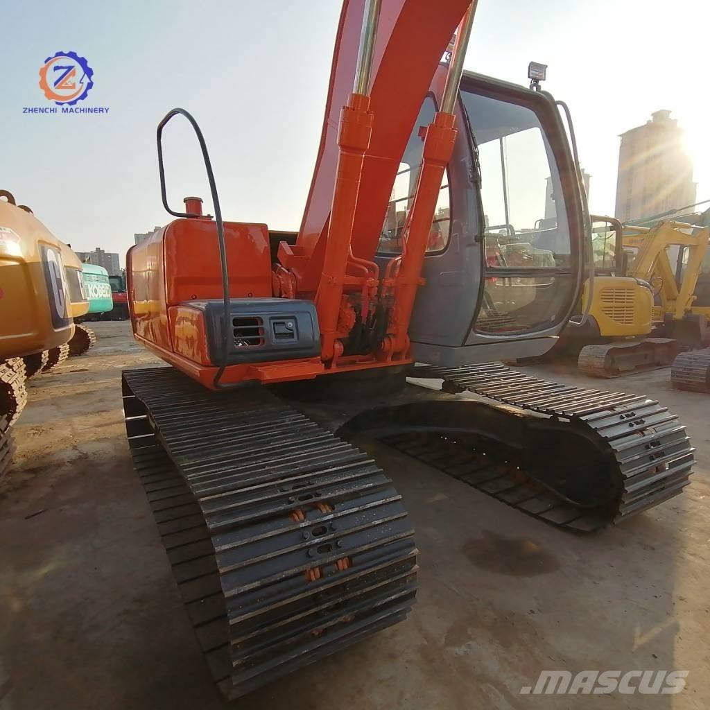 Hitachi EX 120 Gravemaskiner på larvebånd