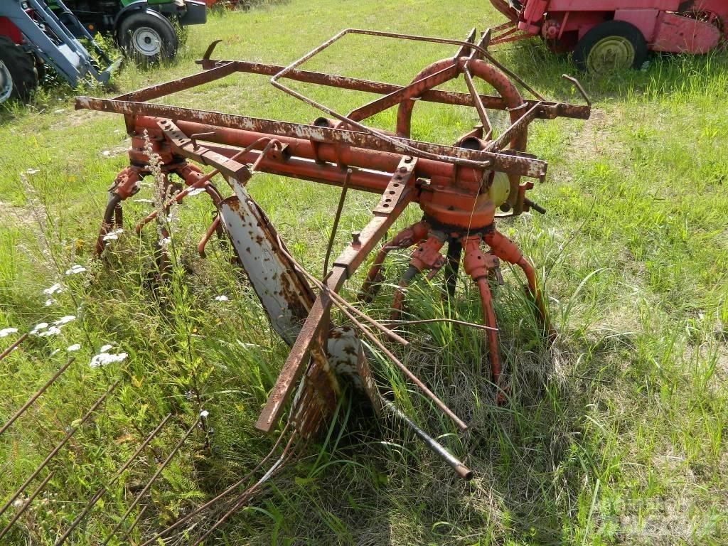 Kuhn 3.2 River og høvendere