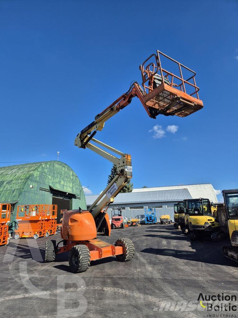 JLG 450 AJ Bomlifte med knækarm