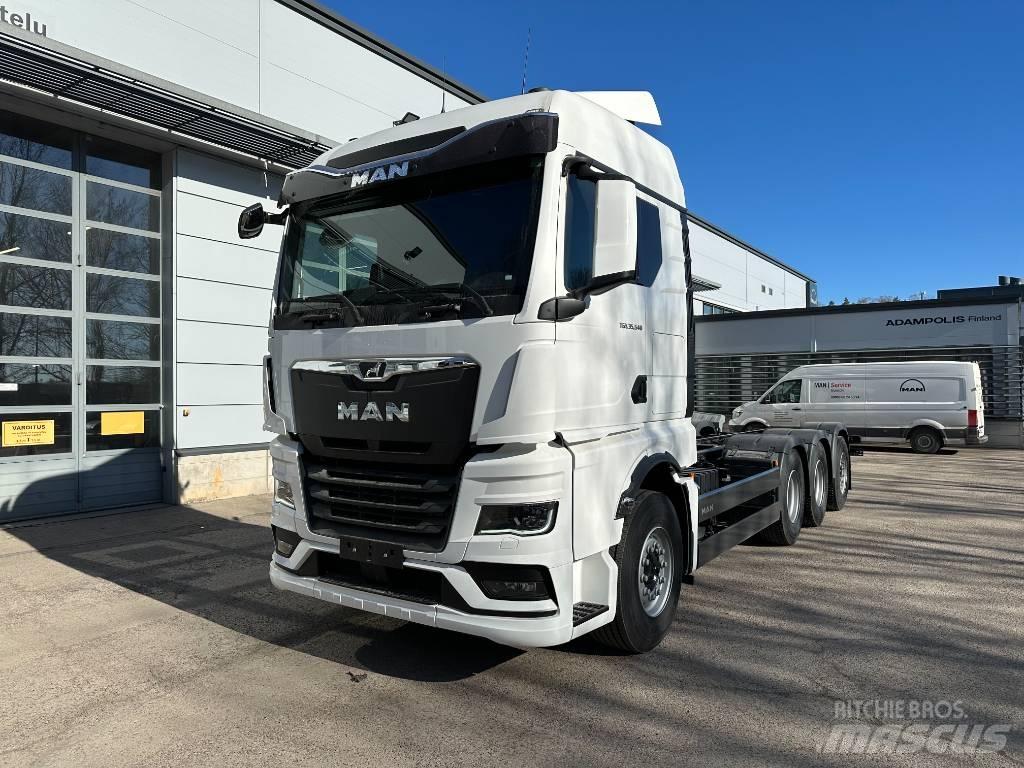 MAN TGX 35.540 8X4-4 Chassis