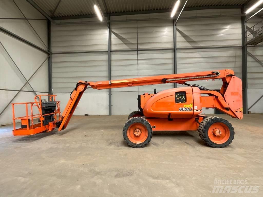 JLG 600 AJ Bomlifte med knækarm