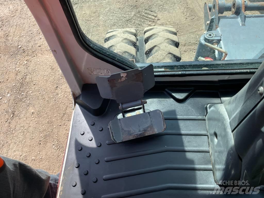 Takeuchi TB 295 W Gravemaskiner på hjul