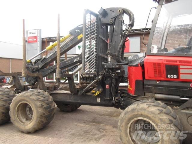 Komatsu 835 Udkørselsmaskiner