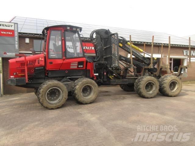 Komatsu 835 Udkørselsmaskiner