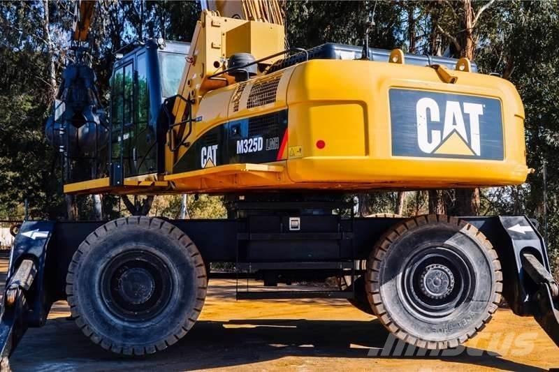 CAT M325 Minigravemaskiner