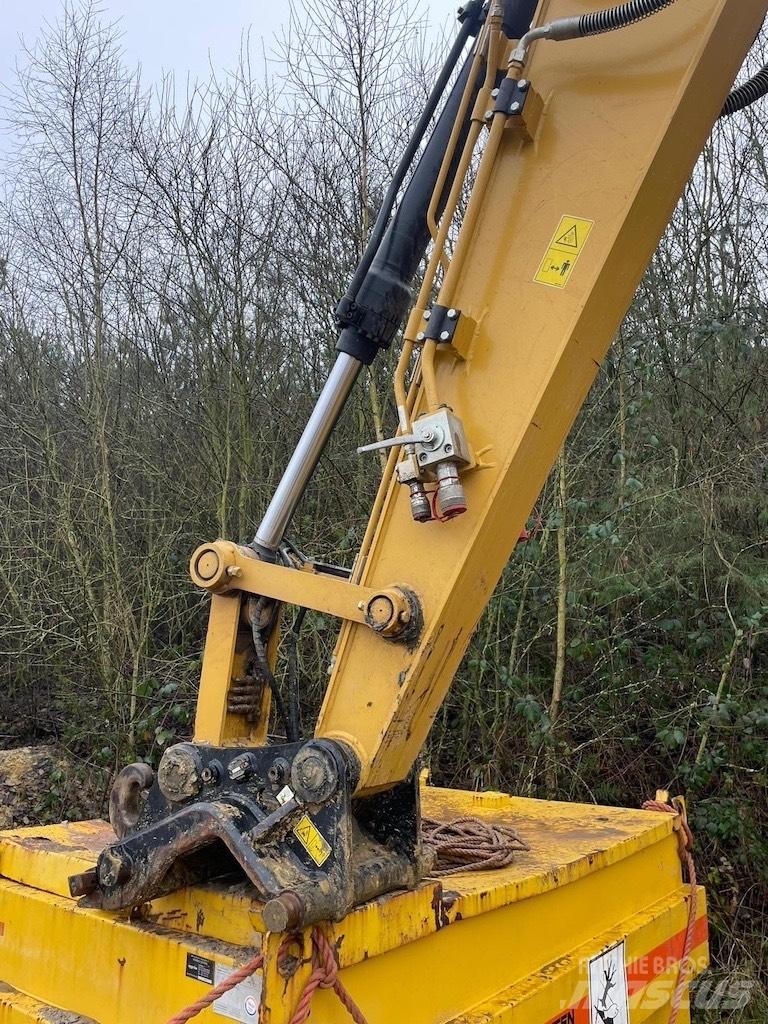 CAT 313GC Gravemaskiner på larvebånd