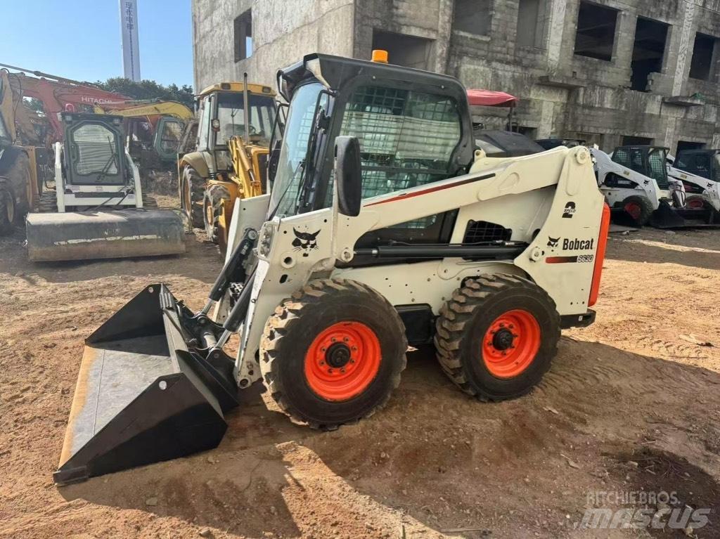Bobcat S 630 Minilæsser - skridstyret
