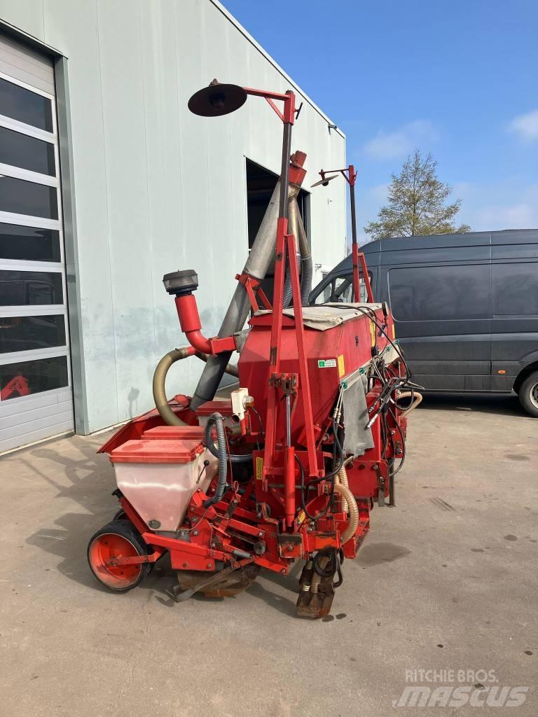 Becker Aeromat T 6 Enkornssåmaskiner
