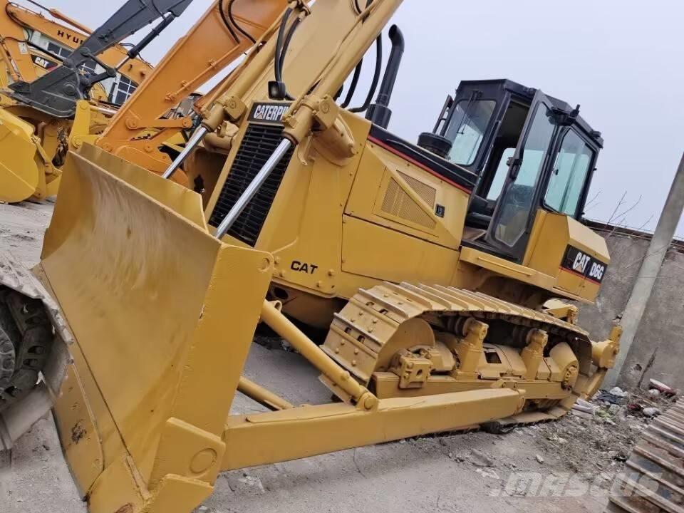 CAT D 6 G Bulldozer på larvebånd