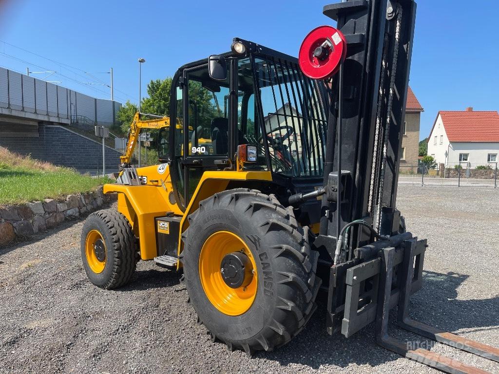 JCB 940-2 T4 Terrængående gaffeltruck