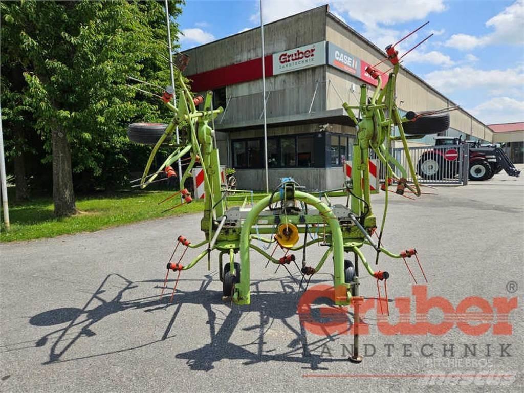 CLAAS Volto 550 HR River og høvendere