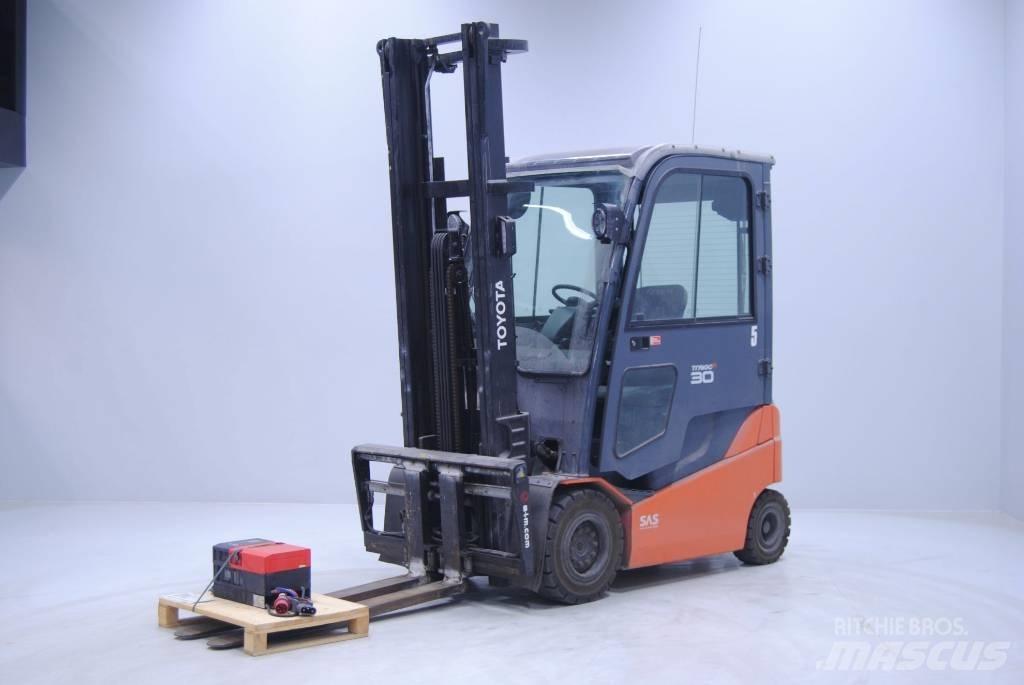 Toyota 8FBMKT30 El gaffeltrucks