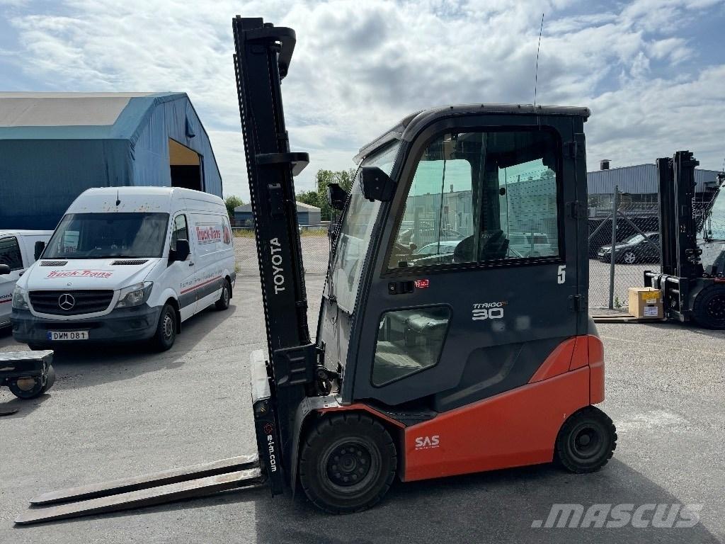 Toyota 8FBMKT30 El gaffeltrucks