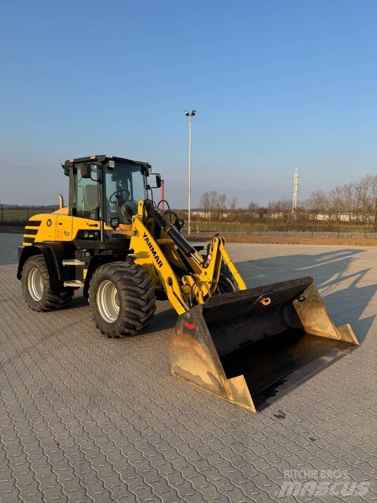 Yanmar V 120 Læssemaskiner på hjul