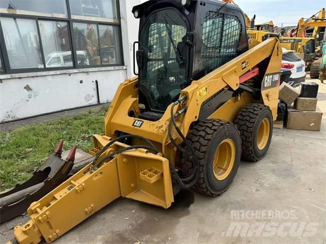 CAT 246 D Minilæsser - skridstyret