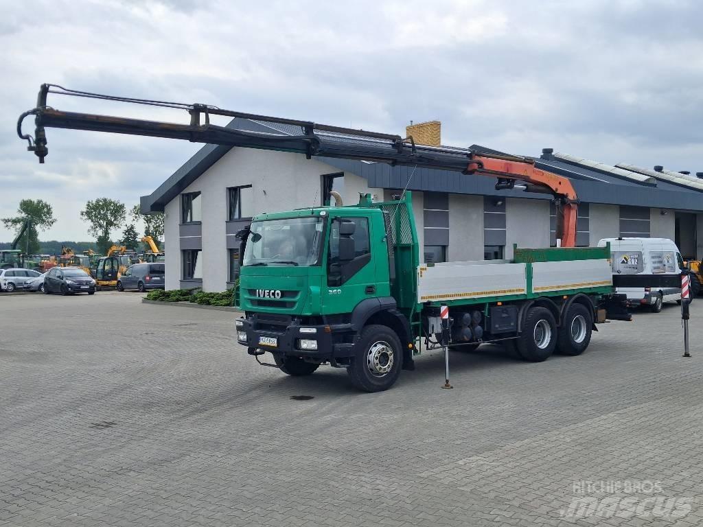Iveco Trakker 360 Lastbil med kran