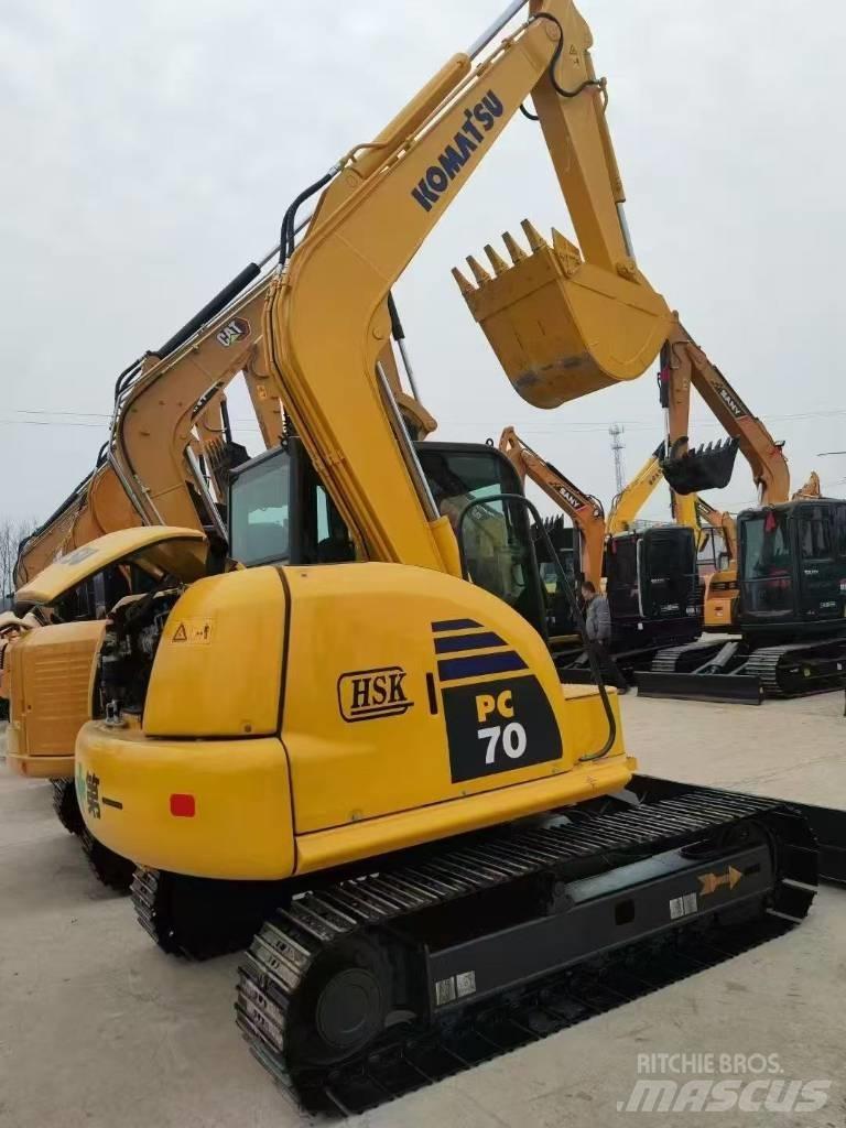 Komatsu 70-8 Gravemaskiner på larvebånd