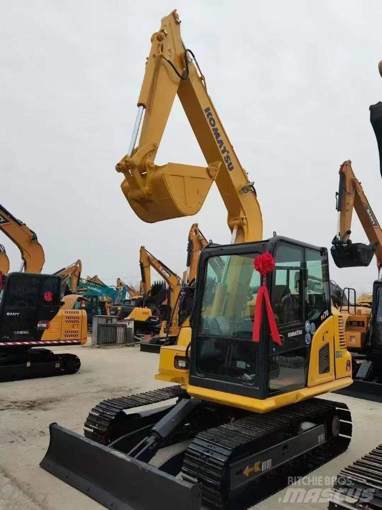 Komatsu 70-8 Gravemaskiner på larvebånd