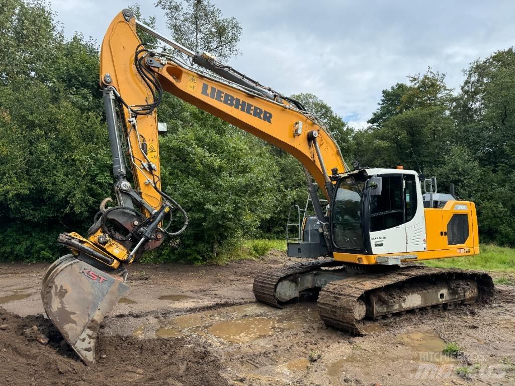 Liebherr R 924 Gravemaskiner på larvebånd