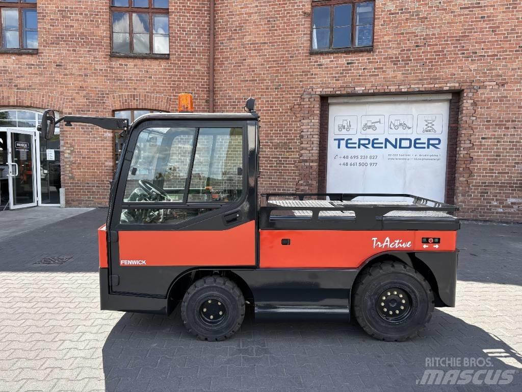 Linde P 250 Bugsertruck