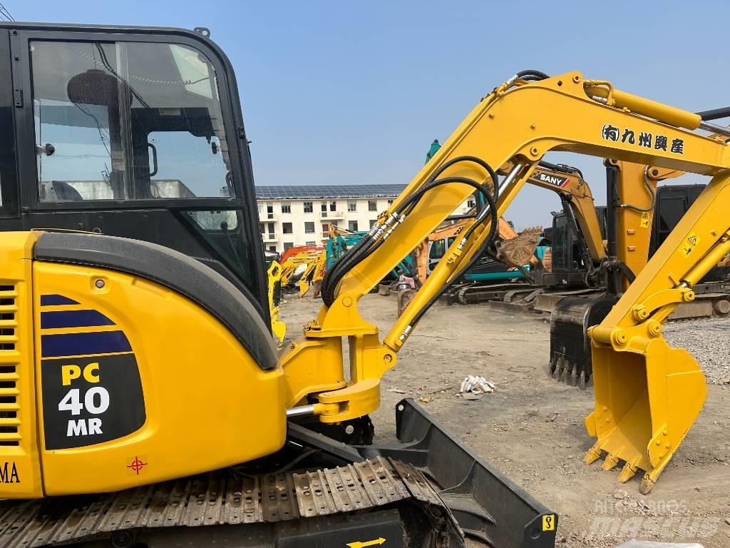 Komatsu 40MR Gravemaskiner på larvebånd