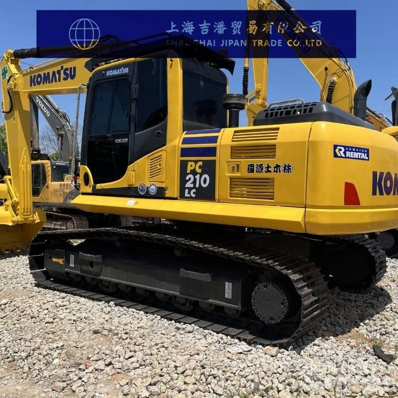 Komatsu PC 210 Gravemaskiner på larvebånd