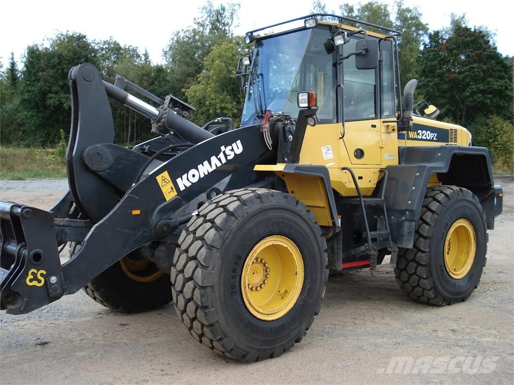 Komatsu WA320 PZ-6 Læssemaskiner på hjul