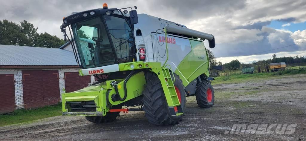 CLAAS Tucano 450 Mejetærskere