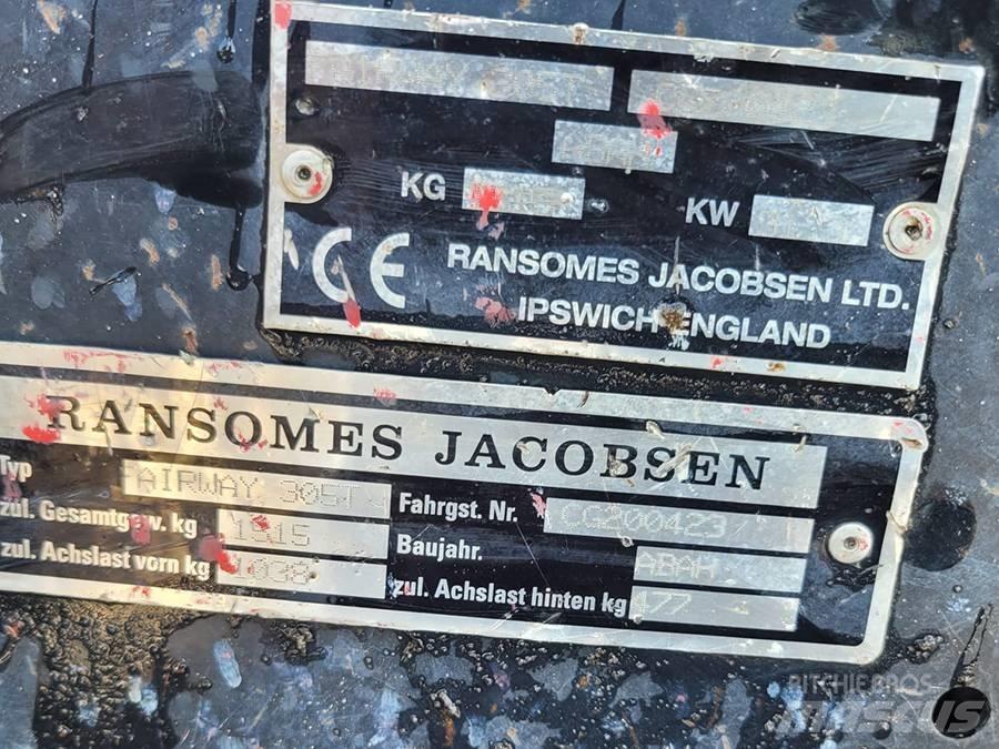 Jacobsen 305 Monterede og efterspændte slåmaskiner