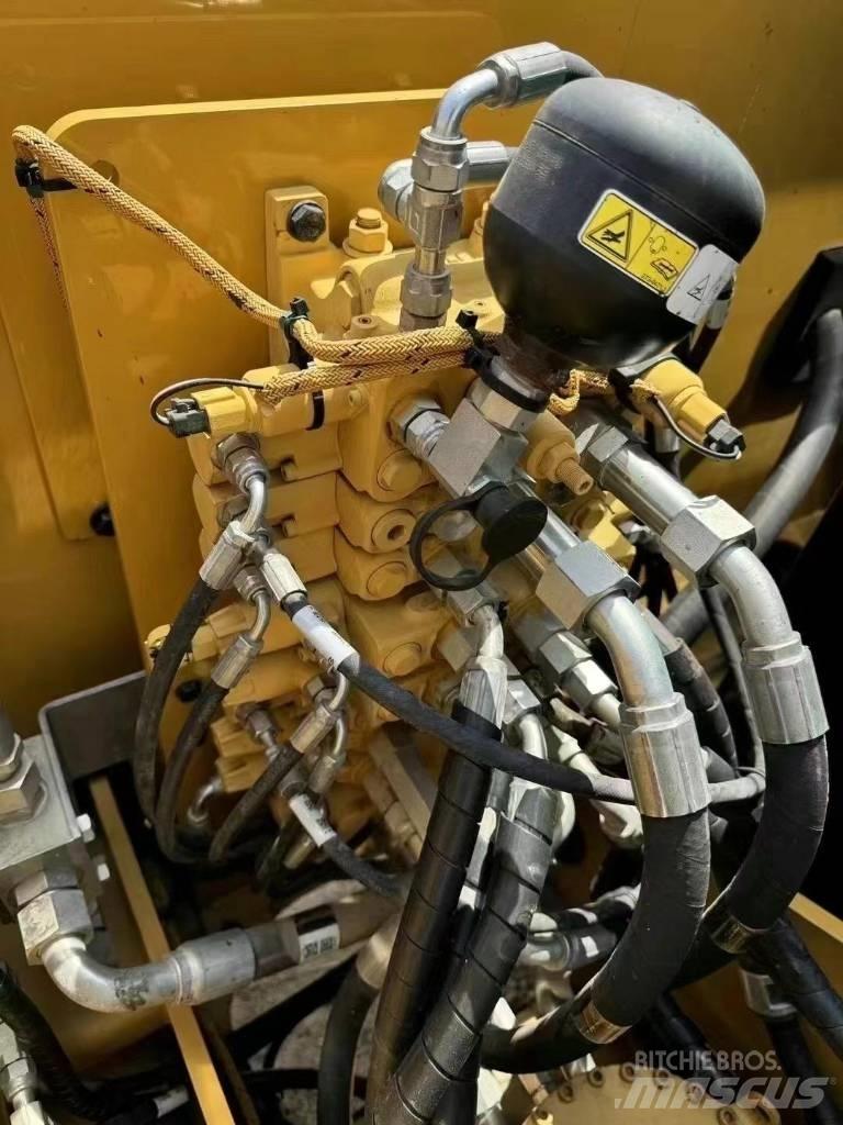 CAT 307 Minigravemaskiner