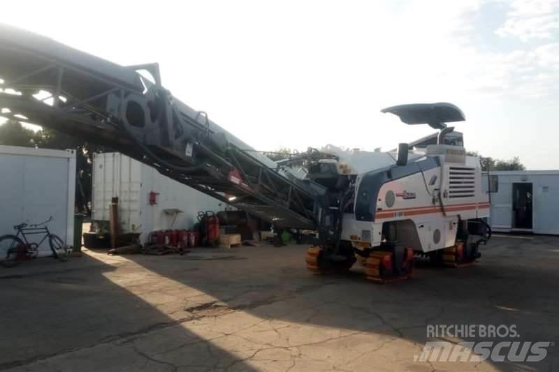 Wirtgen W100F Andre lastbiler