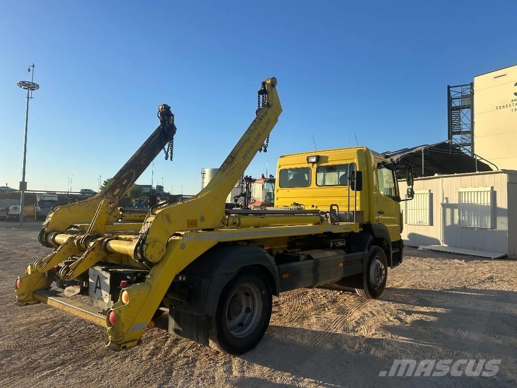 Mercedes-Benz 1530 Opbevaringscontainere