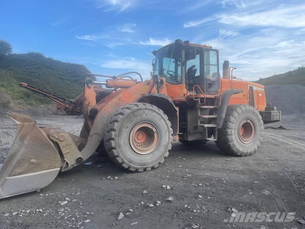 Doosan DL 400 Læssemaskiner på hjul