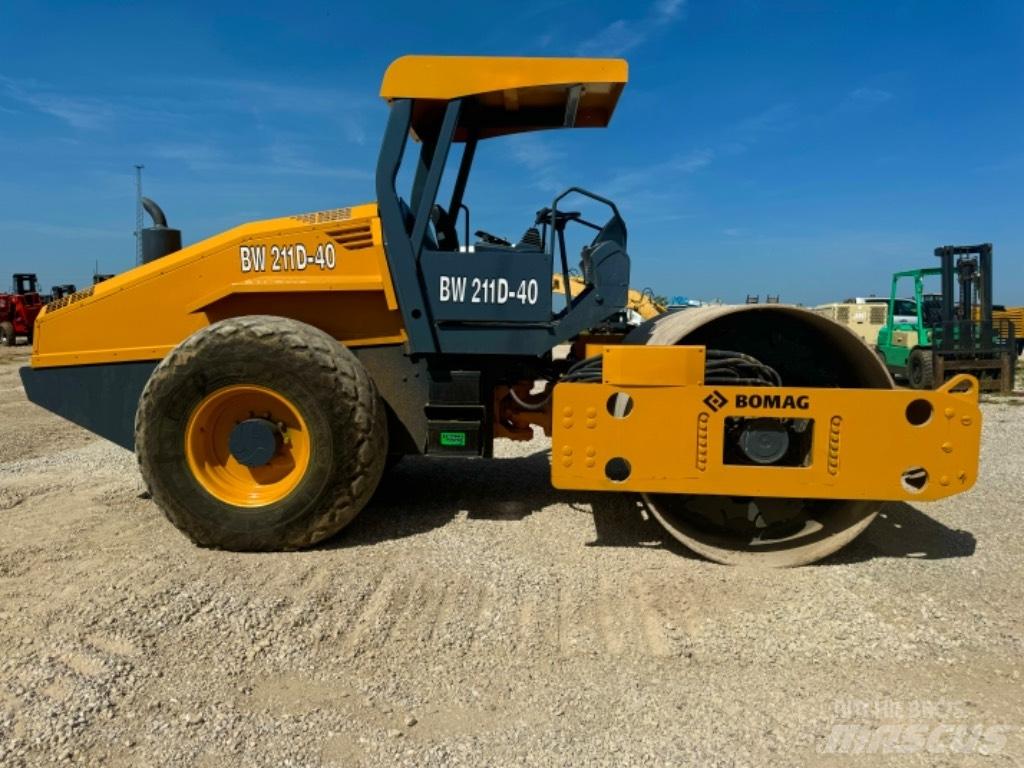 Bomag BW 211 D-40 Kombi tromle