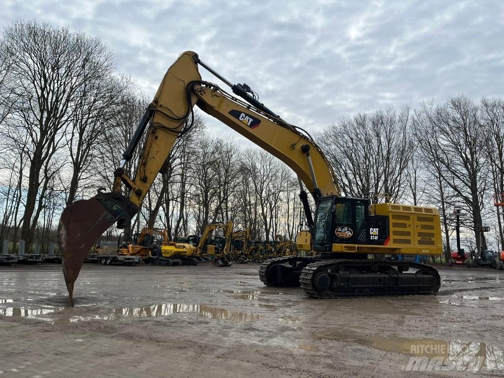CAT 374 F L Gravemaskiner på larvebånd