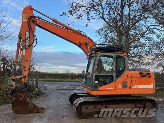 Doosan DX 140 LC Gravemaskiner på larvebånd