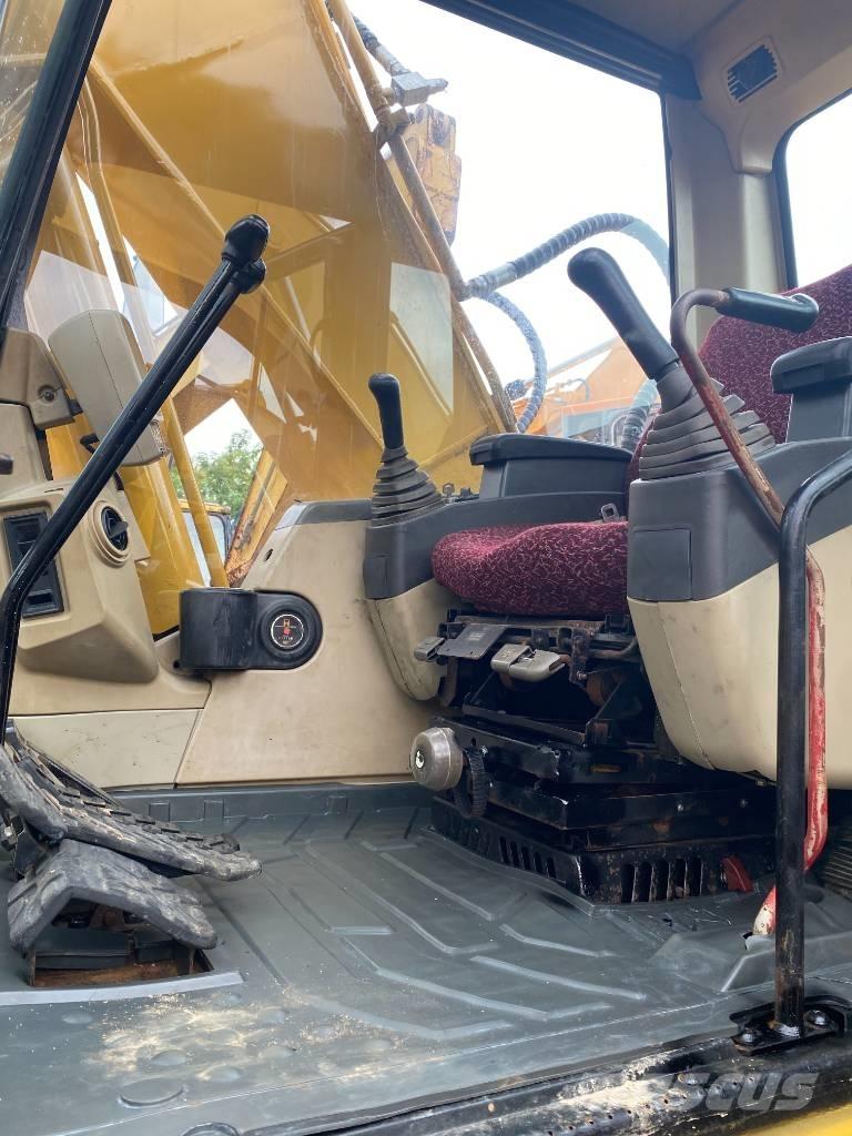 CAT 320 C L Gravemaskiner på larvebånd