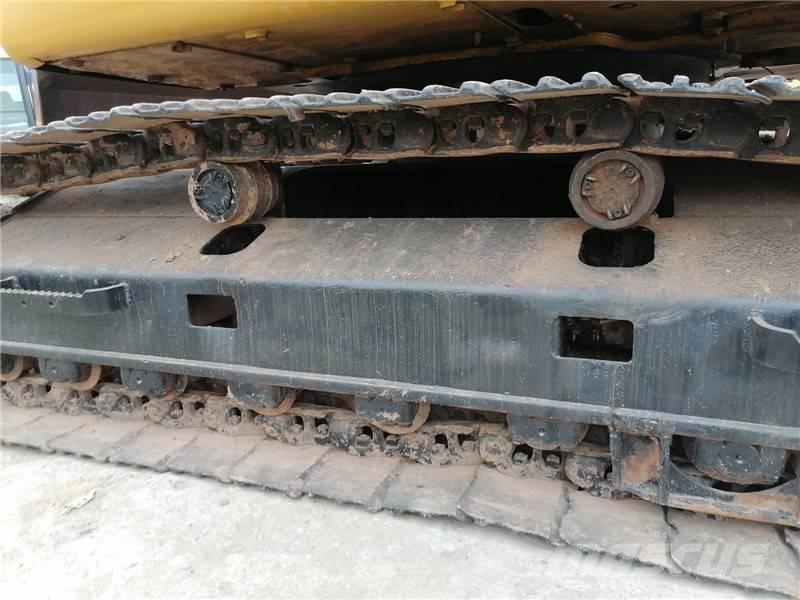 CAT 325DL Gravemaskiner på larvebånd