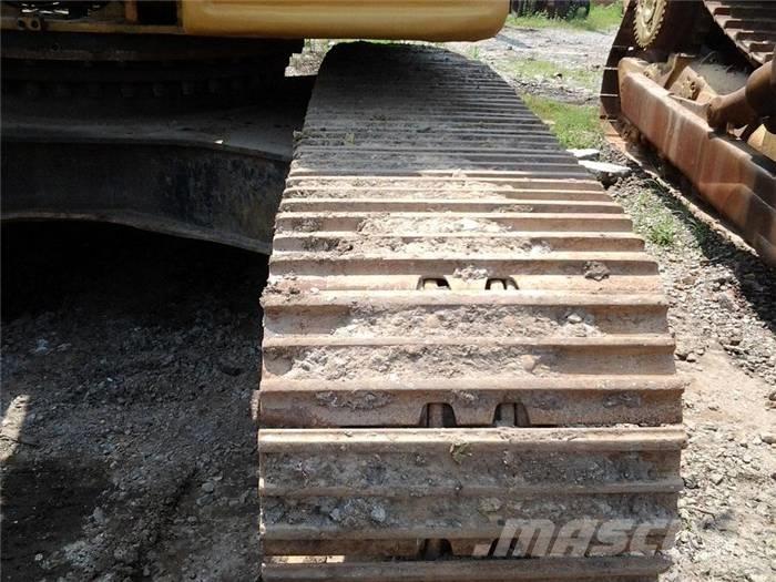 CAT 330 B Gravemaskiner på larvebånd