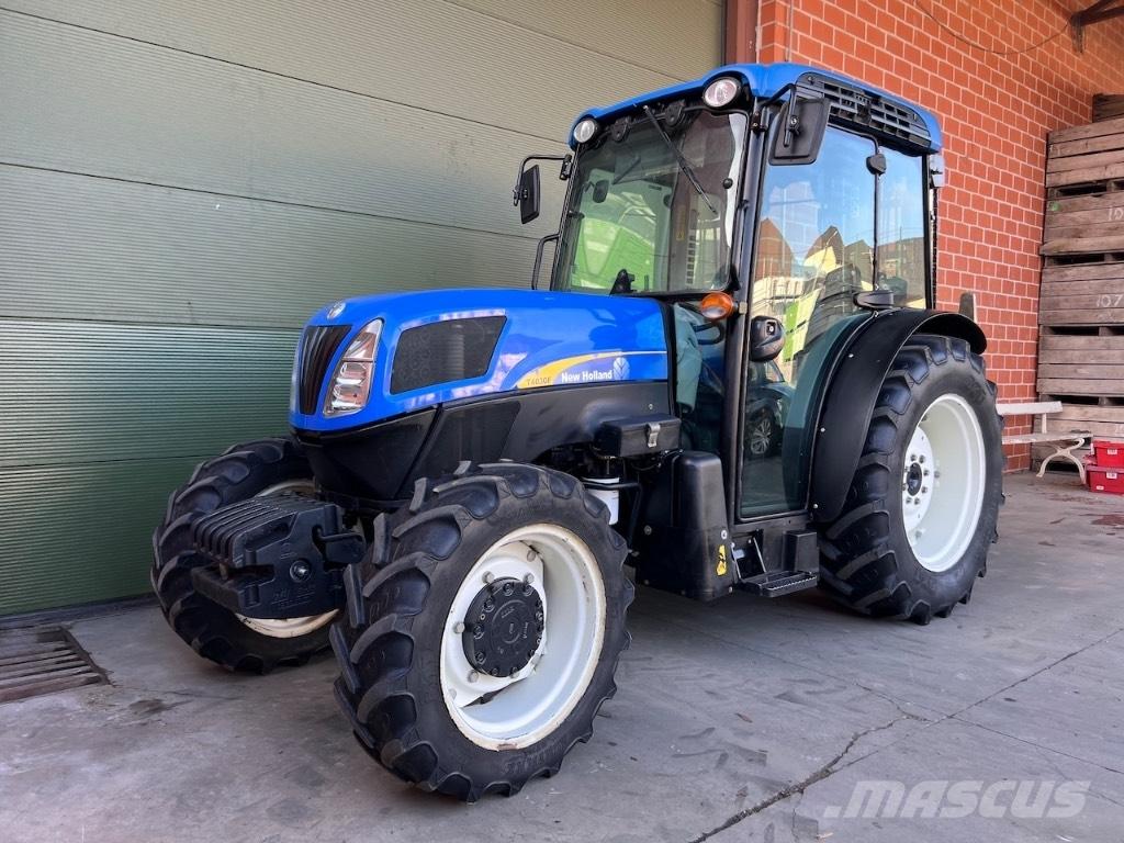 New Holland T4030F Traktorer