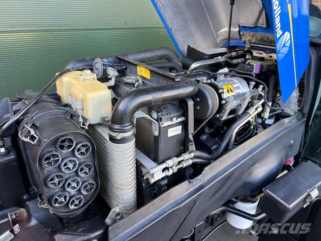 New Holland T4030F Traktorer