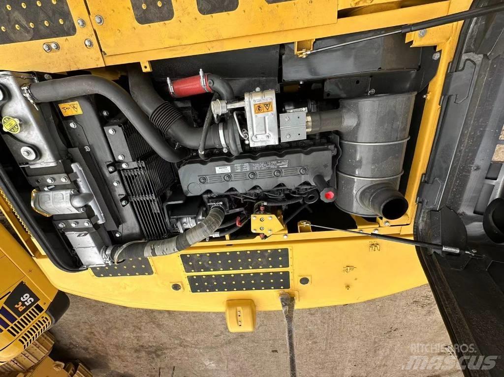 Komatsu PC 220 Gravemaskiner på larvebånd