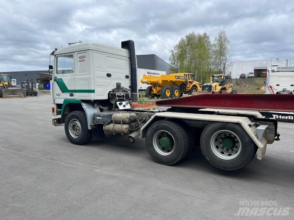 Volvo F 12    Lav km Trækkere